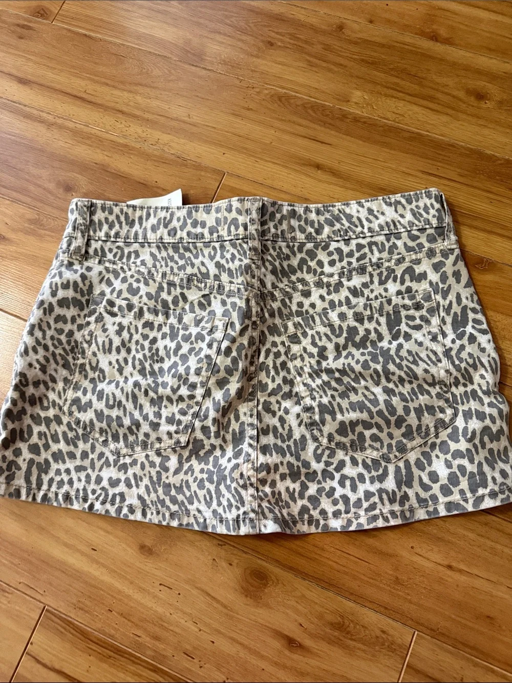 Hollister mini skirt